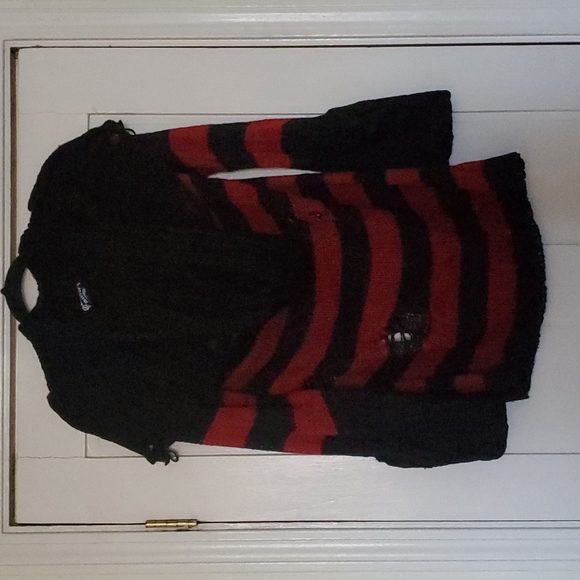 *NWT* Killstar's Freddy Hooded Knit Sweater (Black/Blood - Picture 11 of 16
